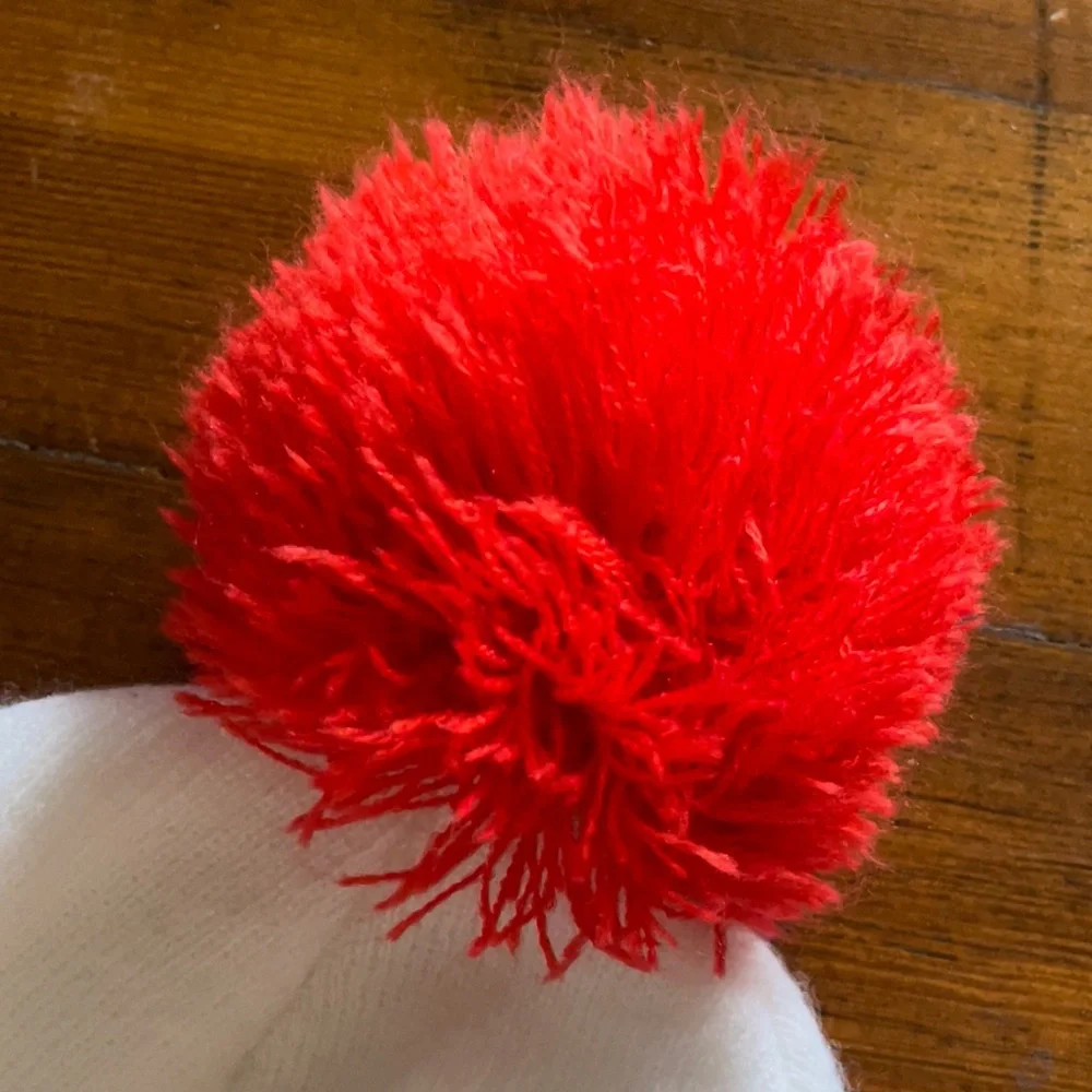 WHERE’S WALDO white and red Pom pom hat - Picture 3 of 8